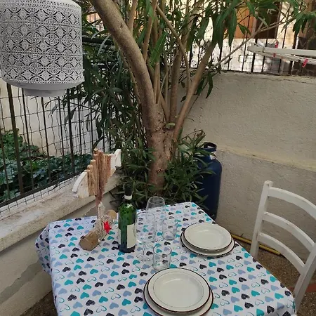 Apartment Nido Lungomare, E Sei In Spiaggia...