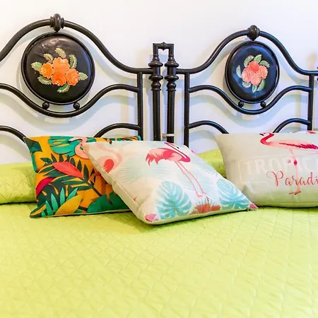 Nido Lungomare, E Sei In Spiaggia... *